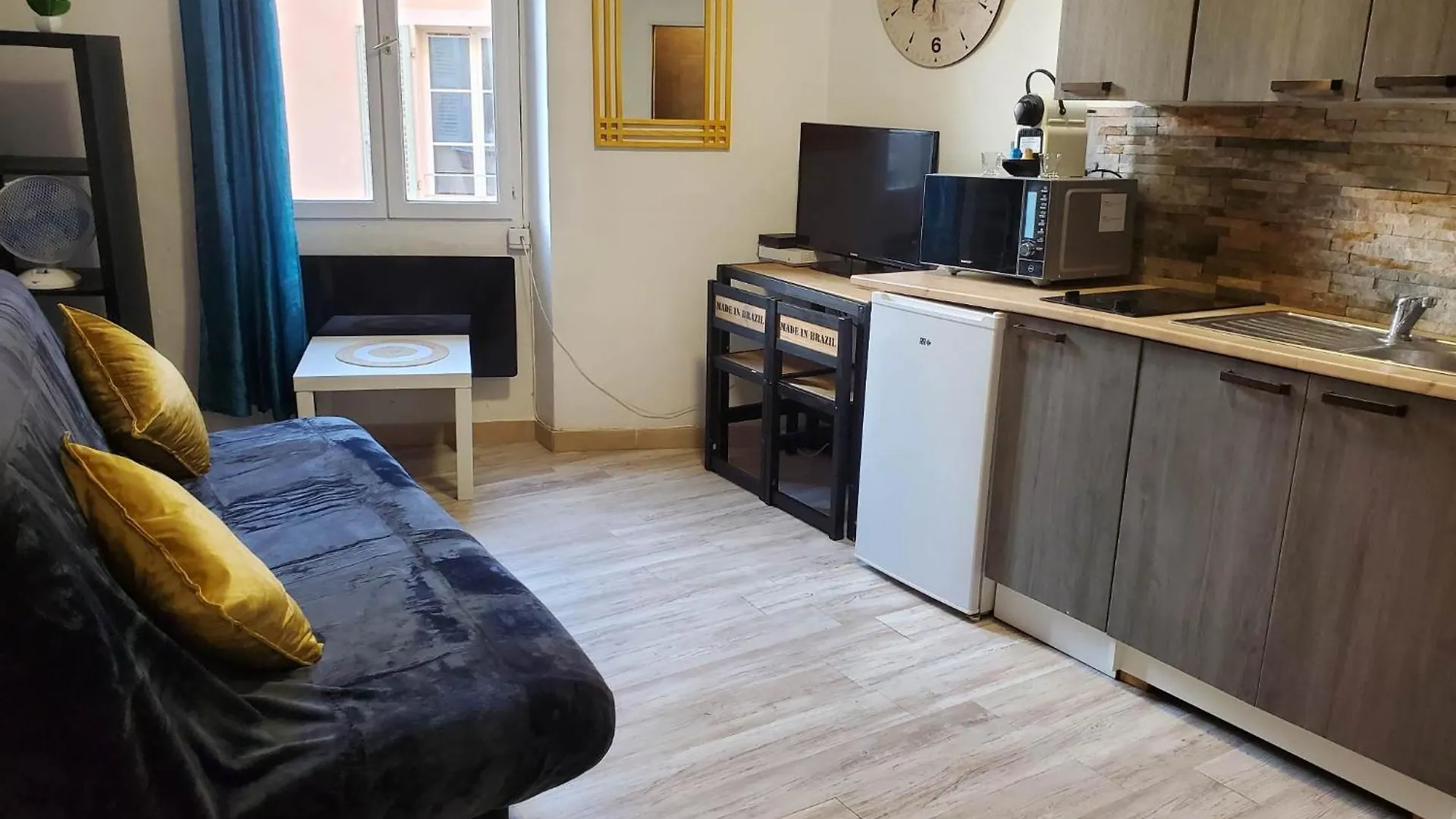 Studio Douillet Centre Port Apartment Toulon France